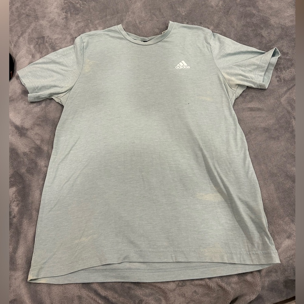 🧊 Adidas AEROREADY Primegreen Tee – Size M